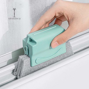 Window-Gap-Cleaning-Brush